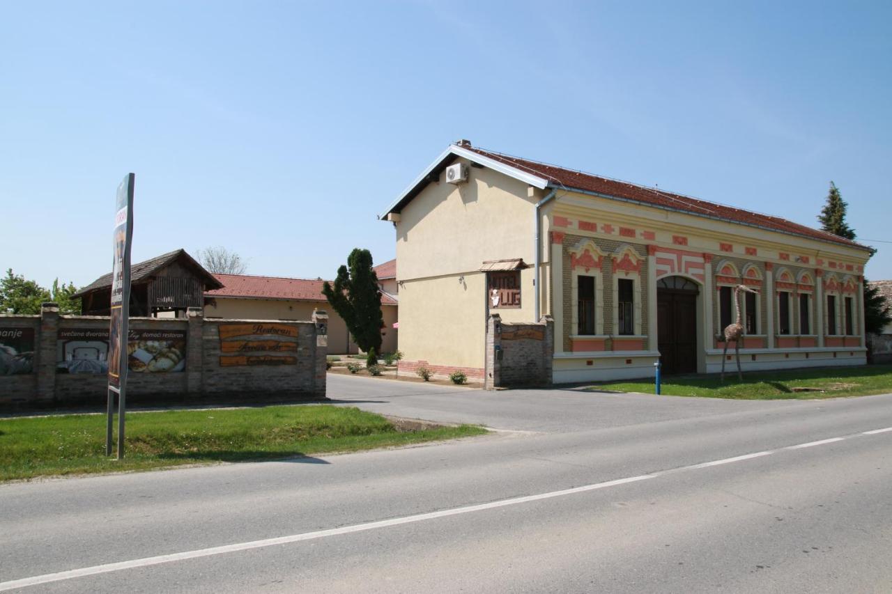 Hotel Lug Osijek Exterior photo